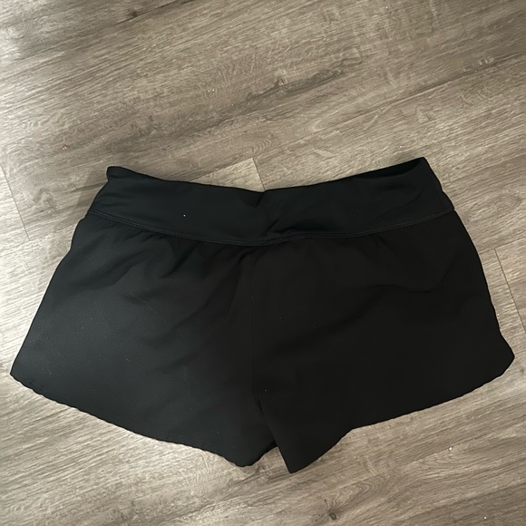 Womans Nike Tempo Running shorts - Picture 2 of 3